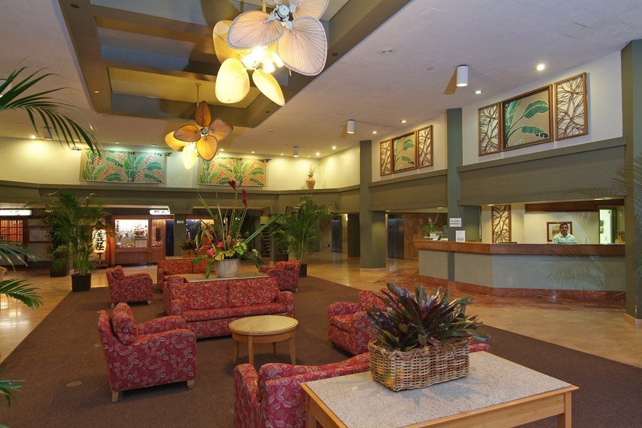 park_shore_waikiki_lobby.jpg