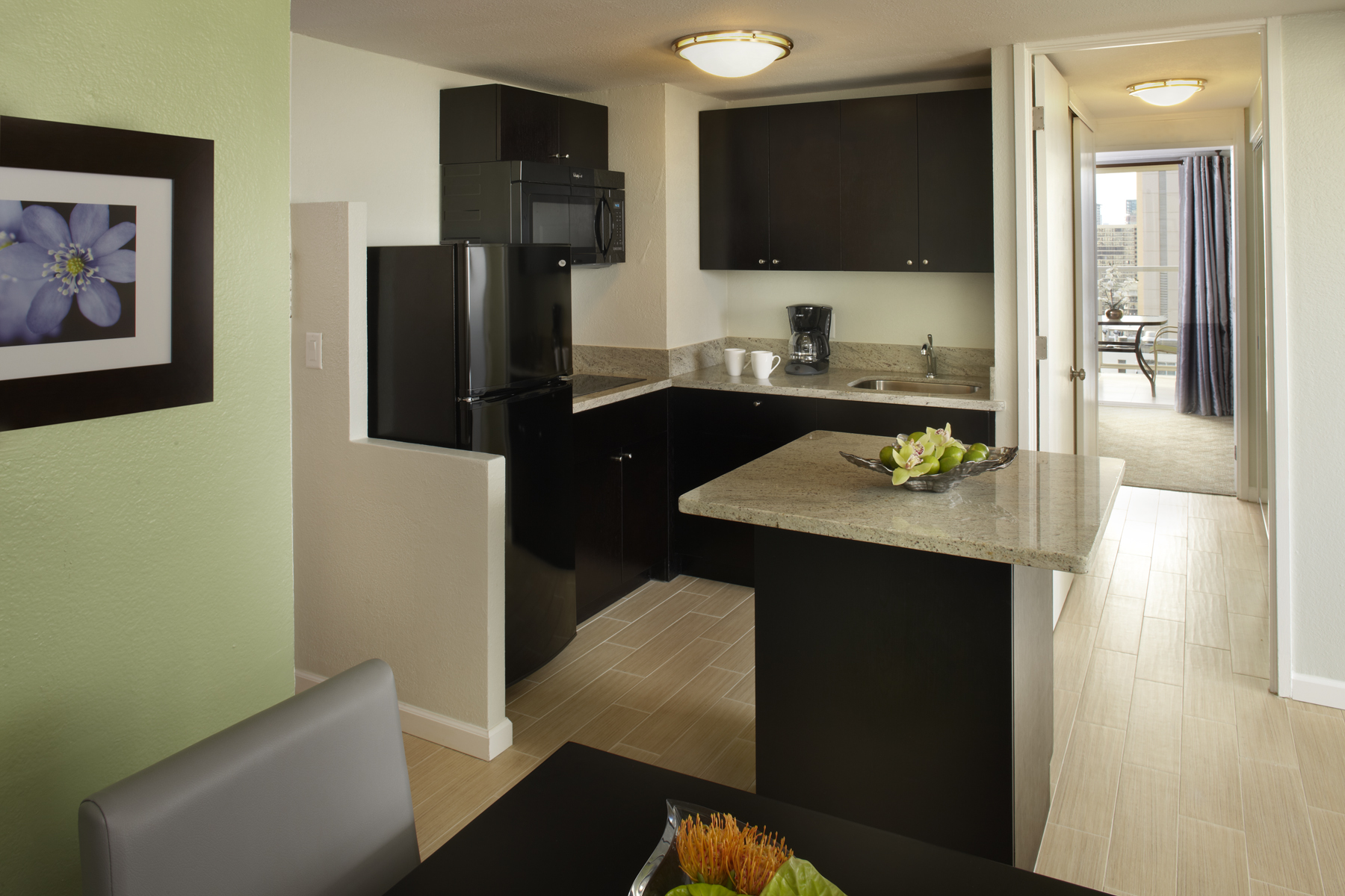 Aqua_Skyline_at_Island_Colony_Suite_Kitchen.jpg